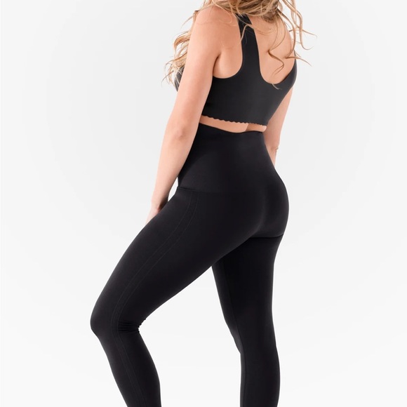 NWT BELLY BANDIT mother tucker compression leggings - Picture 3 of 5